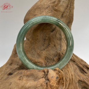 【肌容雪】天然緬甸A貨綠水飄花翡翠手鐲  編號719 (鐲寬50.5mm #16號)