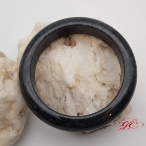 【肌容雪】天然緬甸A貨烏雞翡翠手鐲 編號83 (鐲寬57mm #18.5號)