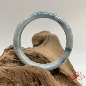 【肌容雪】天然緬甸A貨飄藍花翡翠手鐲 編號592(鐲寬 55.5mm #18號)        