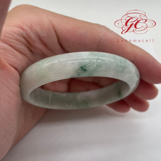 【肌容雪】天然緬甸A貨飄花翡翠特色美鐲 編號195 (鐲寬58.1mm #19號)