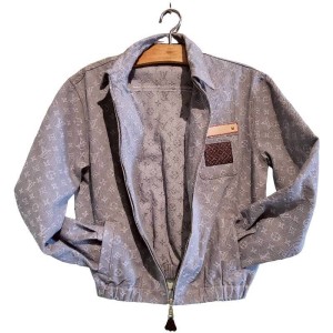 二手奢侈品LV路易威登藍灰牛仔外套(9.9新, 肩48胸54長65)-編號L238