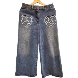 二手奢侈品香奈兒Chanel淺藍色寬版牛仔褲 (9.9新, 腰38臀50長90)-編號S100
