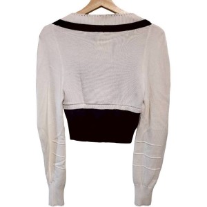 二手奢侈品香奈兒Chanel黑白雙色假兩件式針織上衣套裝(9.9新, 肩38胸40長45)-編號S116