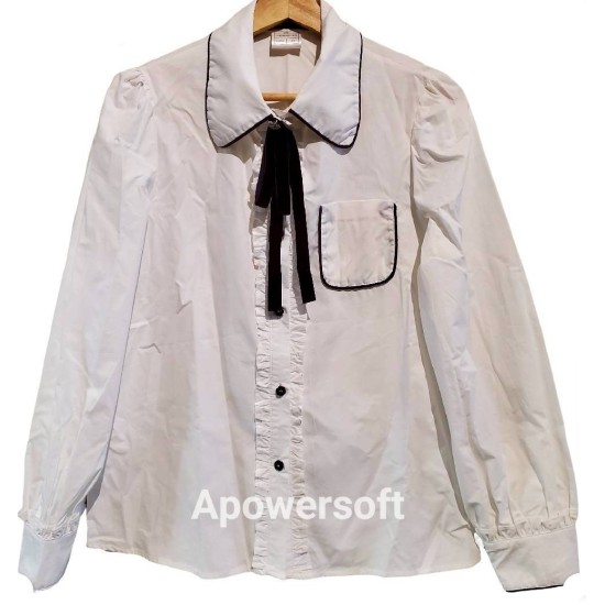 二手奢侈品Chanel香奈兒米白色櫬衣(9.9新, 肩40胸50長67)-編號S33