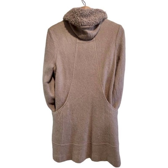 二手奢侈品CHANEL香奈兒淺棕色大衣 (9.9新, 肩40胸46長82)-編號S95