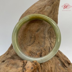 【肌容雪】天然緬甸A貨湖水綠飄花翡翠手鐲 編號125 (鐲寬57.4mm #18.5號)