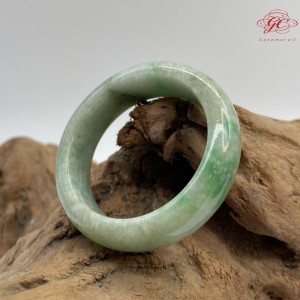 【肌容雪】天然緬甸A貨 綠飄花翡翠兒童手鐲編號149 (鐲寬39.8mm #16號)