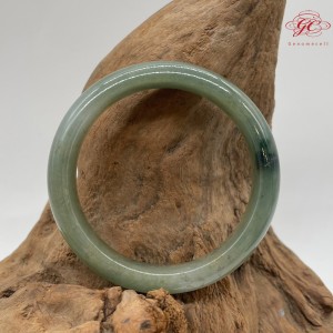 【肌容雪】天然緬甸A貨湖冰綠飄花翡翠特色手鐲 編號157 (鐲寬55mm #18號)
