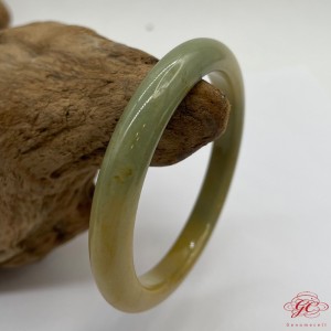 【肌容雪】天然緬甸A貨黃翡飄花翡翠特色美鐲 編號162 (鐲寬56mm #18.5號)