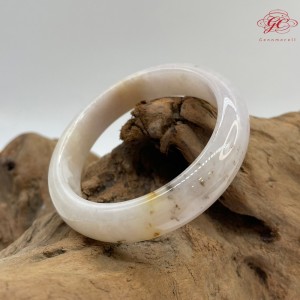 【肌容雪】天然緬甸A貨白底灑金翡翠特色美鐲 編號179 (鐲寬53.5mm #17號)