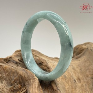 【肌容雪】天然緬甸A貨天空藍翡翠特色手鐲 編號743 (鐲寬57.6mm #18.5號)