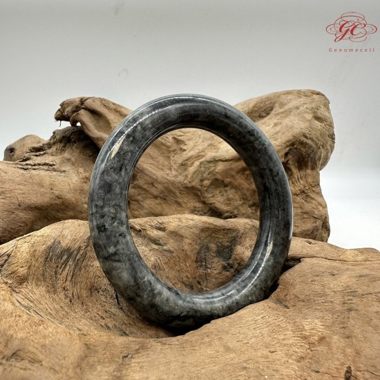 【肌容雪】天然緬甸翡翠手鐲A貨胖子烏雞 編號01(鐲寬 56.4mm #18號) 【肌容雪】天然緬甸翡翠手鐲A貨胖子烏雞 編號01(鐲寬 56.4mm #18號)