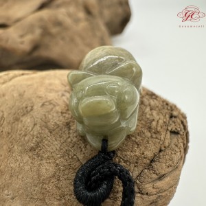【肌容雪】天然緬甸A貨祥獸造型翡翠吊飾 編號11