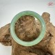 【肌容雪】天然緬甸A貨滿綠金絲綠平安鐲 編號26(鐲圍54.6mm#17號)
