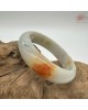 【肌容雪】天然緬甸A貨淺綠飄花帶紅翡翠平安鐲 編號57(鐲圍55.2mm#17.5號) 【肌容雪】天然緬甸A貨淺綠飄花帶紅翡翠平安鐲 編號57(鐲圍55.2mm#17.5號)