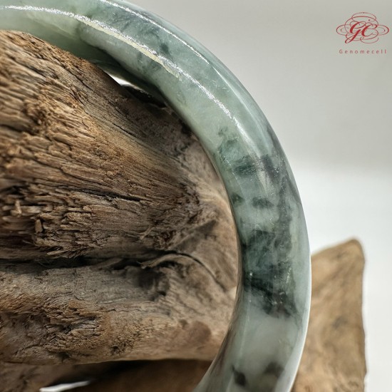 【肌容雪】天然緬甸A貨綠飄花翡翠平安鐲 編號75(鐲圍54.7mm#17號) 【肌容雪】天然緬甸A貨綠飄花翡翠平安鐲 編號75(鐲圍54.7mm#17號)