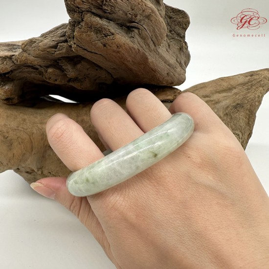 【肌容雪】天然緬甸A貨翡翠飄花平安鐲 編號91(鐲圍57.1mm#18號) 【肌容雪】天然緬甸A貨翡翠飄花平安鐲 編號91(鐲圍57.1mm#18號)