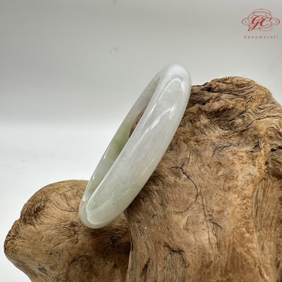 【肌容雪】天然緬甸A貨綠飄花翡翠平安鐲 編號93(鐲圍56.4mm#17.5號) 【肌容雪】天然緬甸A貨綠飄花翡翠平安鐲 編號93(鐲圍56.4mm#17.5號)