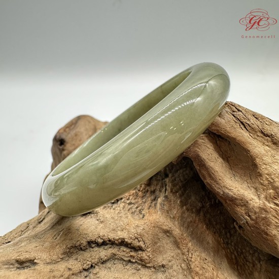 【肌容雪】天然緬甸A貨湖水綠撒金翡翠平安鐲 編號101(鐲圍57.6mm#18號) 【肌容雪】天然緬甸A貨湖水綠撒金翡翠平安鐲 編號101(鐲圍57.6mm#18號)