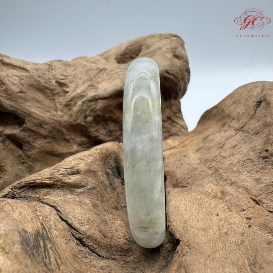 【肌容雪】天然緬甸A貨飄花翡翠平安鐲 編號109(鐲圍56.0mm#17.5號) 【肌容雪】天然緬甸A貨飄花翡翠平安鐲 編號109(鐲圍56.0mm#17.5號)