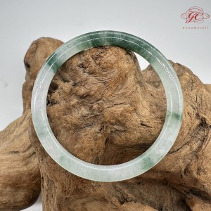 【肌容雪】天然緬甸A貨冰綠飄花翡翠叮噹鐲 編號116(鐲圍55.4mm#17號)