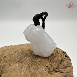 【肌容雪】天然緬甸A貨翡翠淡紫小福萌犬造型吊墜繩 編號123