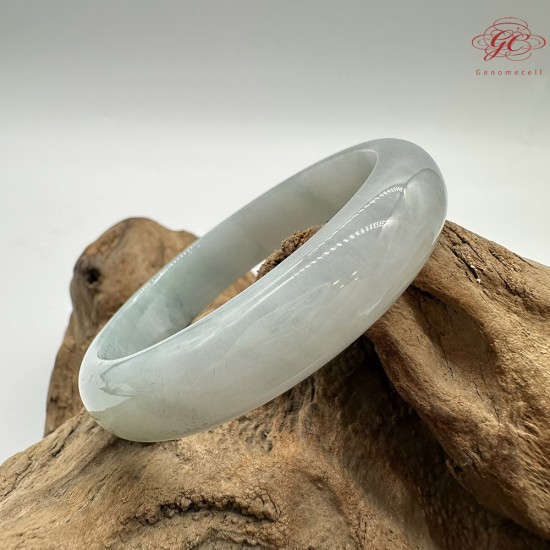 【肌容雪】天然緬甸A貨飄花翡翠平安鐲 編號124(鐲圍55.1mm#17.5號) 【肌容雪】天然緬甸A貨飄花翡翠平安鐲 編號124(鐲圍55.1mm#17.5號)