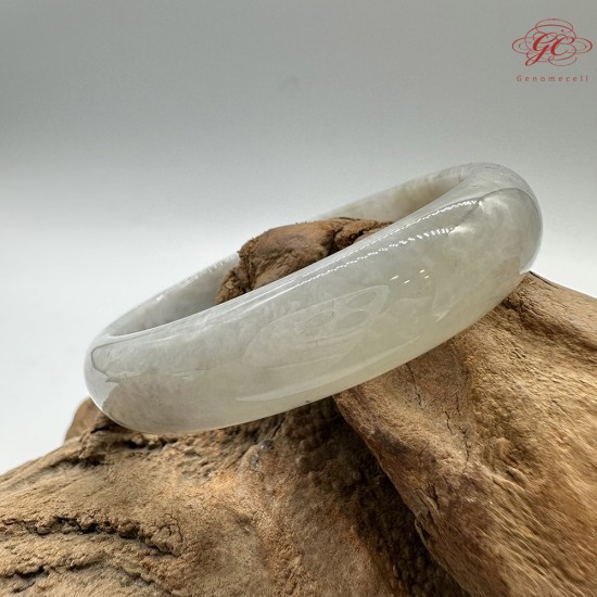 【肌容雪】天然緬甸A貨紫底飄花翡翠貴妃鐲 編號126(鐲圍52.3mm#16.5號) 【肌容雪】天然緬甸A貨紫底飄花翡翠貴妃鐲 編號126(鐲圍52.3mm#16.5號)