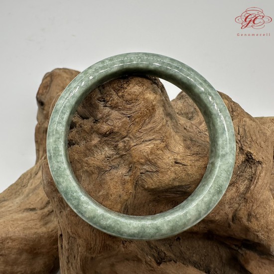 【肌容雪】天然緬甸A貨翡翠滿圈飄花圓條手鐲 編號136(鐲圍55.6mm#17.5號) 【肌容雪】天然緬甸A貨翡翠滿圈飄花圓條手鐲 編號136(鐲圍55.6mm#17.5號)
