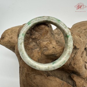 【肌容雪】天然緬甸A貨多彩翡翠平安鐲 編號143(鐲圍54.7mm#17號) 【肌容雪】天然緬甸A貨多彩翡翠平安鐲 編號143(鐲圍54.7mm#17號)