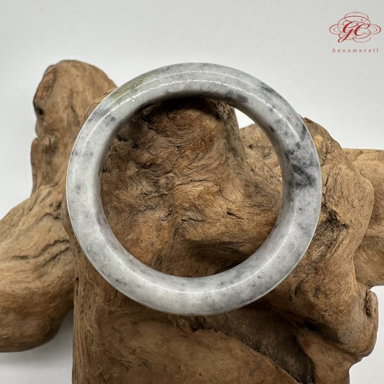 【肌容雪】天然緬甸A貨白底飄花烏雞翡翠平安鐲 編號148(鐲圍53.8mm#17號)