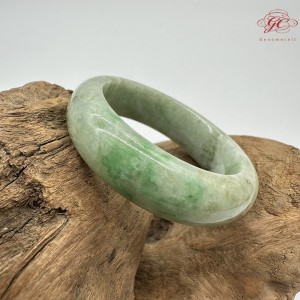 【肌容雪】天然緬甸A貨綠飄花翡翠兒童平安手鐲 編號149(鐲圍39.8mm#12.5號)