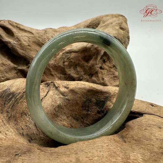 【肌容雪】天然緬甸A貨湖冰綠飄花翡翠平安鐲 編號157(鐲圍55mm#17.5號)