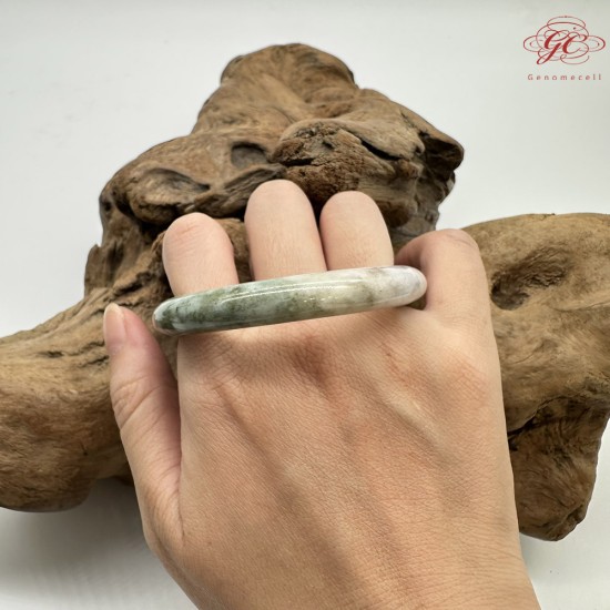 【肌容雪】天然緬甸A貨綠飄花翡翠平安鐲 編號161(鐲圍55mm#17.5號)