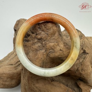 【肌容雪】天然緬甸A貨紅翡翠烏雞平安鐲 編號168(鐲圍59.3mm#18.5號)