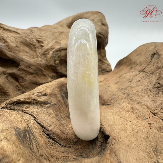 【肌容雪】天然緬甸A貨粉底撒金翡翠平安鐲 編號184(鐲圍56.8mm#18號)