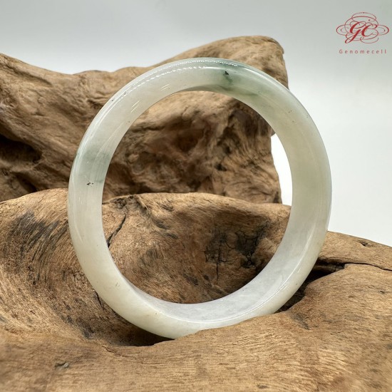 【肌容雪】天然緬甸A貨白底綠飄花翡翠平安鐲 編號185(鐲圍58.3mm#18.5號)