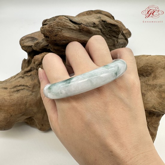 【肌容雪】天然緬甸A貨綠飄花翡翠平安鐲 編號208(鐲圍57.1mm#18號)