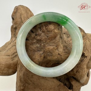 【肌容雪】天然緬甸A貨正揚綠飄花翡翠圓條手鐲 編號209(鐲圍54.5mm#17號)