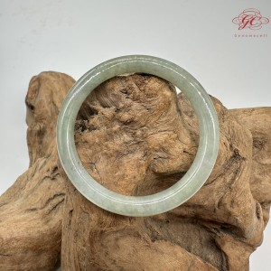 【肌容雪】天然緬甸A貨冰飄花翡翠美人條手鐲 編號214(鐲圍55.3mm#17.5號)
