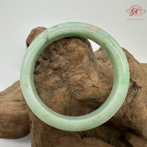 【肌容雪】天然緬甸A貨滿綠撒金翡翠平安鐲 編號226(鐲圍57.9mm#18號)