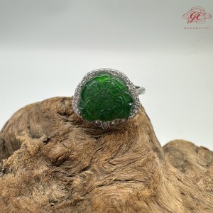 【肌容雪】天然緬甸A貨翡翠雕刻牡丹花可調節戒指 編號242(戒圍18.6mm#15號)