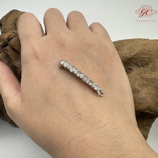 【肌容雪】天然緬甸A貨小魚造型胸針 編號243