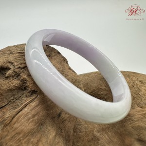 【肌容雪】天然緬甸A貨春帶彩翡翠平安鐲 編號244(鐲圍54.5mm#17號)