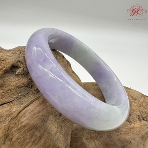 【肌容雪】天然緬甸A貨春帶彩翡翠平安鐲 編號250(鐲圍56.9mm#18號)