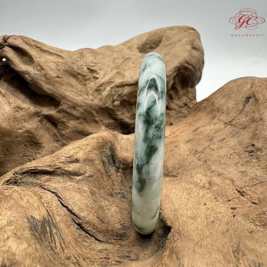 【肌容雪】天然緬甸A貨白底飄綠花翡翠圓條手鐲 編號294(鐲圍55.6mm#17.5號)