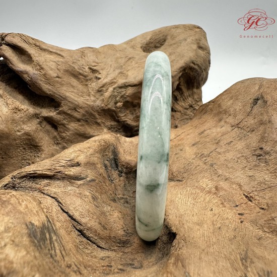 【肌容雪】天然緬甸A貨白底飄綠花翡翠圓條手鐲 編號294(鐲圍55.6mm#17.5號)