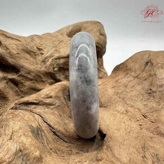 【肌容雪】天然緬甸A貨烏雞飄綠花翡翠平安鐲 編號297(鐲圍56.8mm#18號)