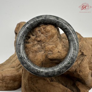 【肌容雪】天然緬甸A貨烏雞翡翠圓條手鐲 編號300(鐲圍56.6mm#18號)