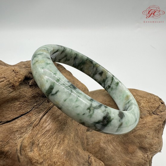 【肌容雪】天然緬甸A貨綠飄花翡翠平安鐲 編號303(鐲圍58.3mm#18.5號)